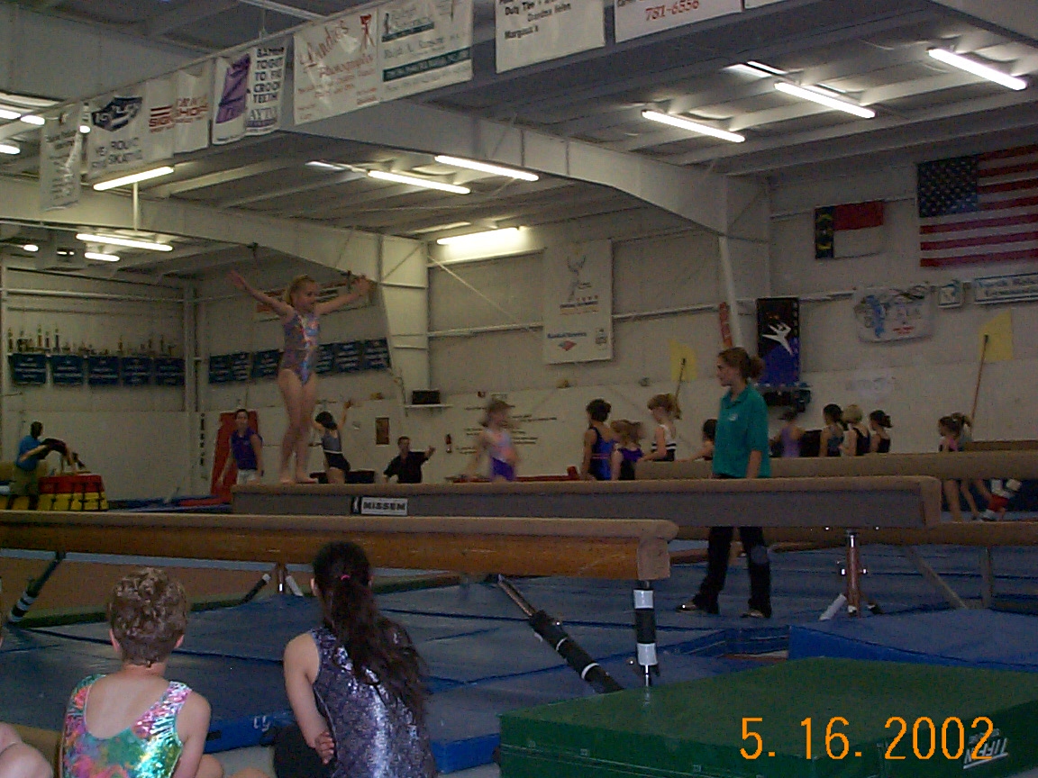 ./2002/Gymnastics/DCP01389.JPG