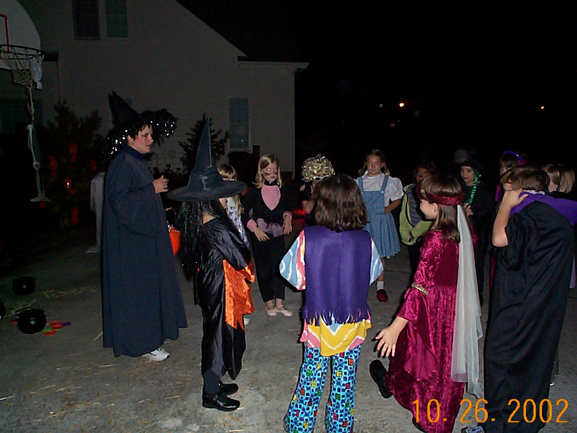 ./2002/Halloween/DCP01829.JPG